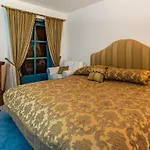 Lush And Spacious With Indoor Pool And Wellness - Seven Bedroom Villa *