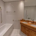 Lush And Spacious With Indoor Pool And Wellness - Seven Bedroom Villa Bad Kleinkirchheim