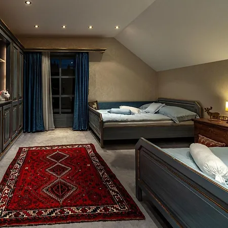 Lush And Spacious With Indoor Pool And Wellness - Seven Bedroom Villa *