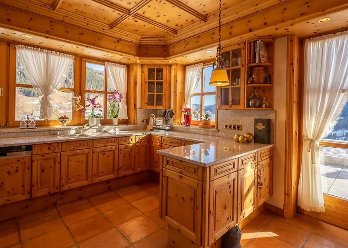 Lush And Spacious With Indoor Pool And Wellness - Seven Bedroom * Bad Kleinkirchheim